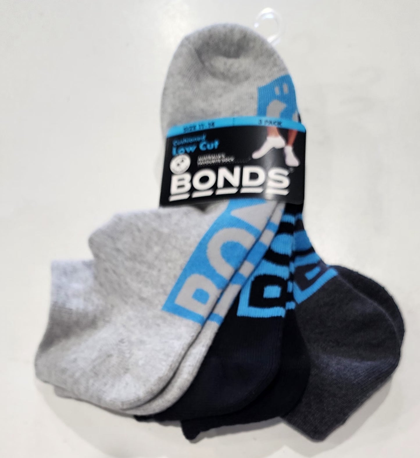 Bonds Men's 3 Pack Socks - The CUSHIONED LOW CUT.